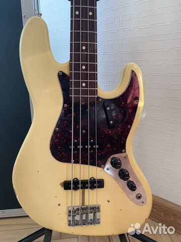 Бас гитара Fender American Vintage 62 Jazz Bass US Бас гитара Fender American Vintage 62 Jazz Bass US