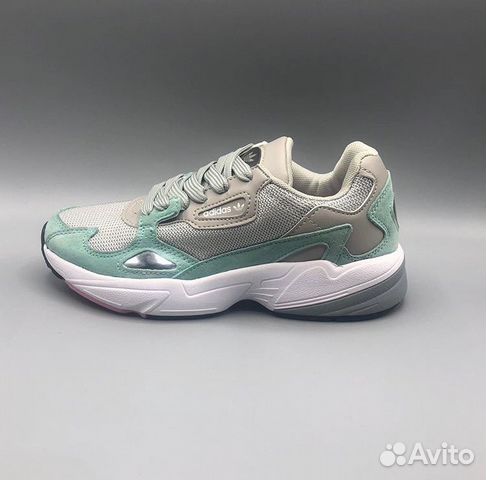 Кроссовки Adidas Falcon
