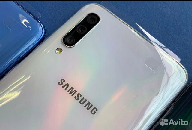 Samsung Galaxy A70