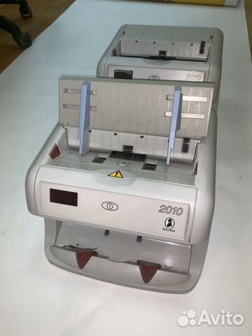 Счетчик банкнот DeLaRue 2010