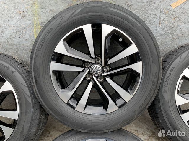 Оригинальные колеса на Volkswagen Tiguan R17 Оригинальные колеса на Volkswagen Tiguan R17