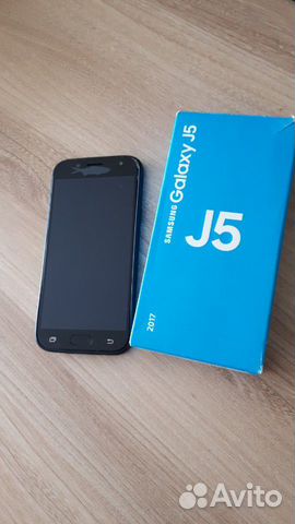 Телефон SAMSUNG