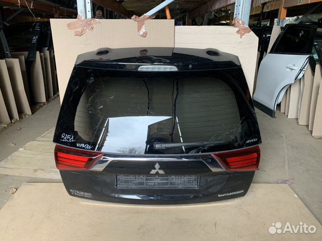 Крышка багажника Mitsubishi Outlander 3 GF 2012 Крышка багажника Mitsubishi Outlander 3 GF 2012