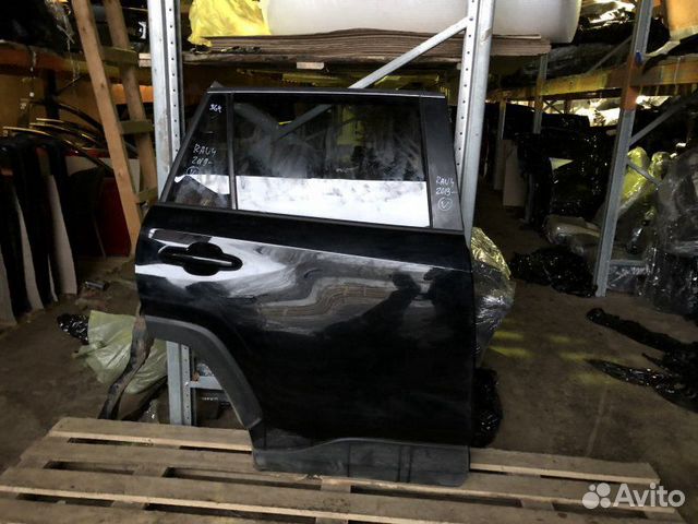 Тойота рав 4 XV50 Дверь правая задняя