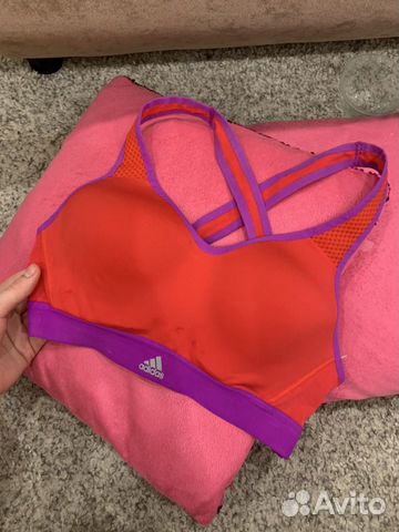 Спортивный топ adidas размер xs-s Спортивный топ adidas размер xs-s