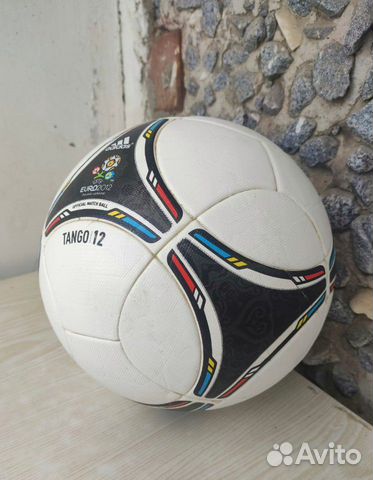 Футбольный мяч Adidas Tango 12 Футбольный мяч Adidas Tango 12