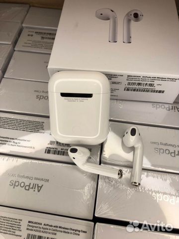AirPods 2 поколения AirPods 2 поколения
