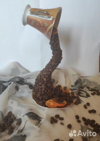 Парящая кофейная чашечка Парящая кофейная чашечка