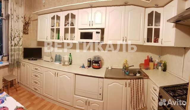 2-к квартира, 76 м², 1/12 эт.