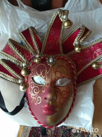 Венецианская маска