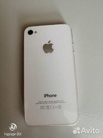 Телефон iPhone 4 Телефон iPhone 4