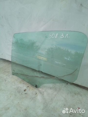 Стекло заднее левое Peugeot 308
