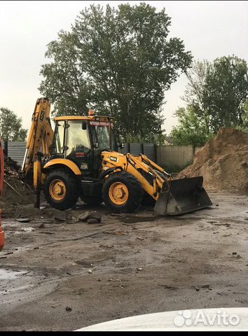 Машинист экскаватора погрузчика JCB 3 cx super