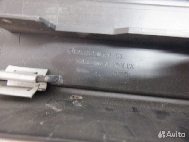 Накладка на порог внутренняя Мерседес C217