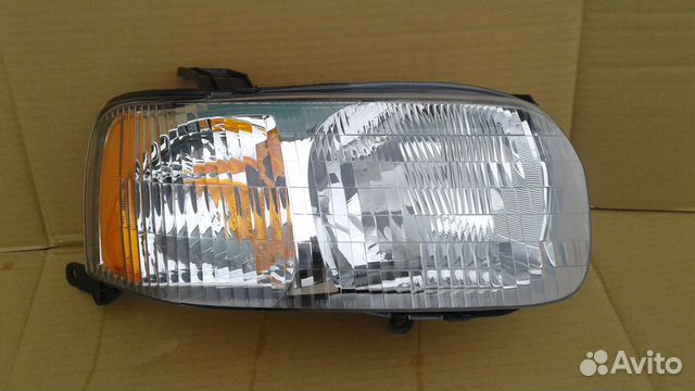 Ford Escape фара левая правая новая 2000-2004