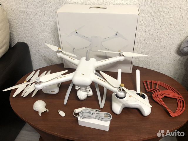 Квадрокоптер Xiaomi Mi Drone 4K Квадрокоптер Xiaomi Mi Drone 4K