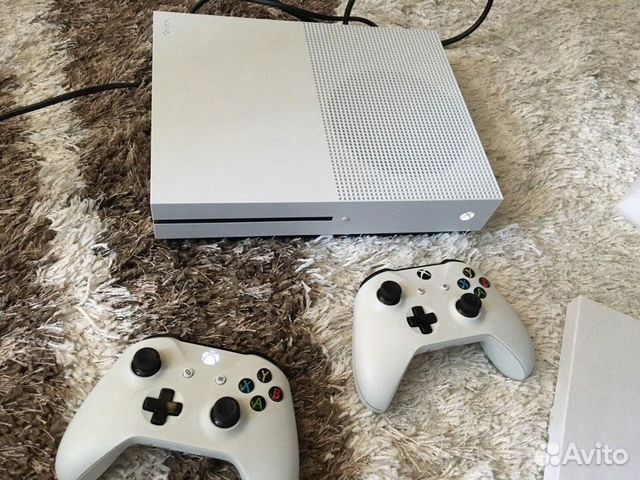 Xbox one S 500гб Xbox one S 500гб