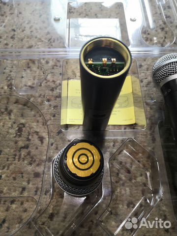 Два радиомикрофон shure 58 оригинал