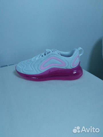 Кроссовки женские Nike Air Max 720 Кроссовки женские Nike Air Max 720