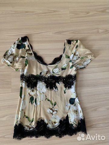 Топ Dolce Gabbana