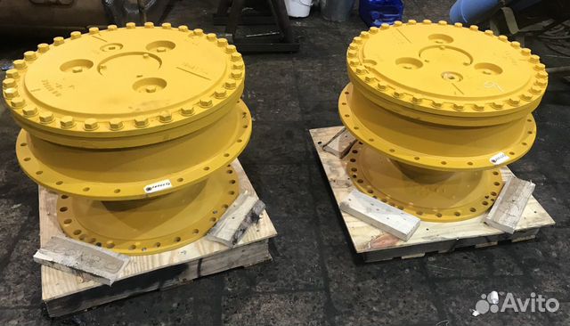 Бортовой редуктор CAT 260-6650 для D6R Бортовой редуктор CAT 260-6650 для D6R