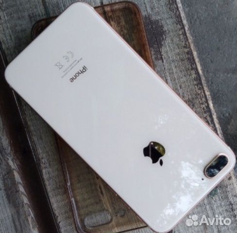 Телефон iPhone 8 Plus Телефон iPhone 8 Plus