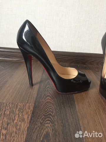 Louboutin черные лакированные каблуки