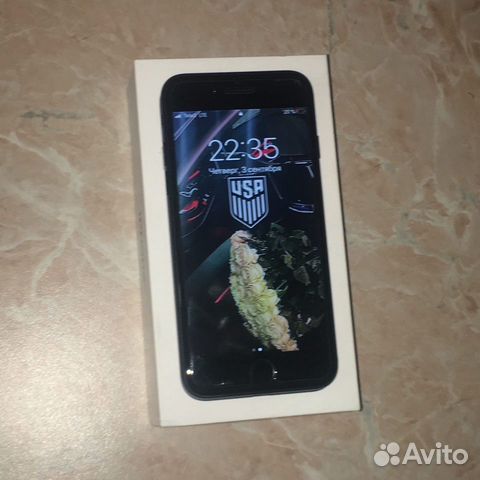 Телефон iPhone 7, Black, 32 GB