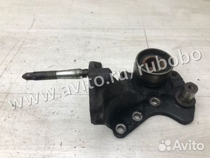 Кронштейн двигателя правый Mitsubishi Galant 8 USA