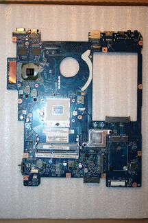 Матер. плата IdeaPad Y570 LA-6882P 11013938 2GB i7