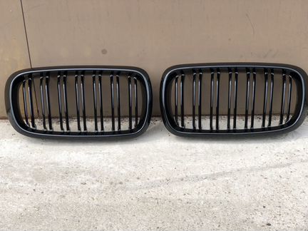 Решетки радиатора/ноздри BMW X5 F15/X6 F16