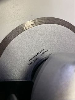 Угловая шлифмашина VAG500HF-115 с алмазным диском