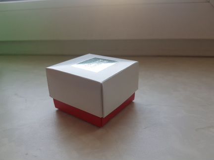 Футляр / коробка для украшений подарочная