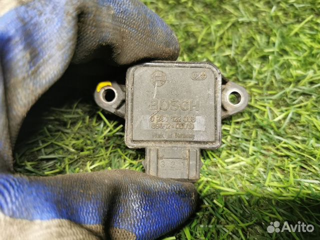 Датчик дроссельной заслонки Toyota Avensis (T220)