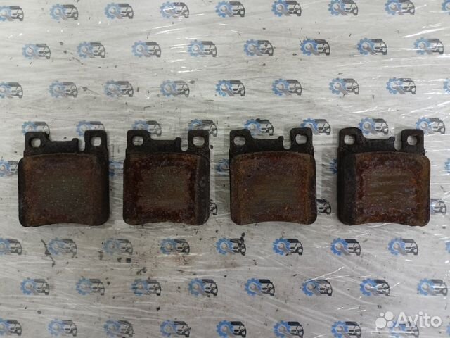 Тормозные колодки заднее Mercedes E320 W210 kombi