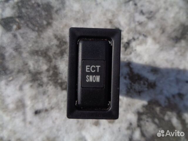 Кнопка Toyota Avensis AZT250 1AZ-FSE 2006/10