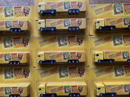 Игрушка Grell: DAF грузовик от Leibniz