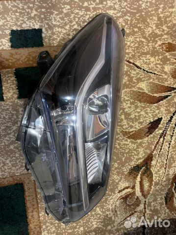 Фара toyota vitz 130