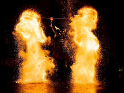 Огненное шоу, фонтаны на свадьбу (фаер шоу)