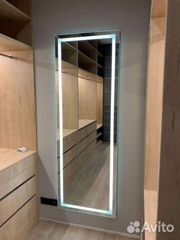 Зеркало с лед лентой