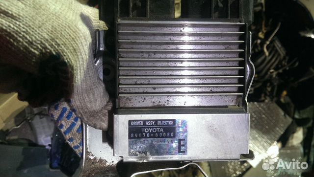 Блок управления форсунками Тойота ланд крузер 200