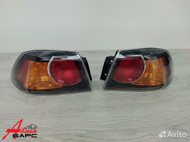 Фонарь левый/правый Mitsubishi Lancer X черный