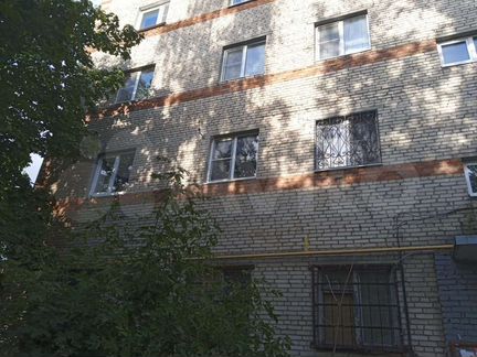 3-к. квартира, 52 м², 2/5 эт.