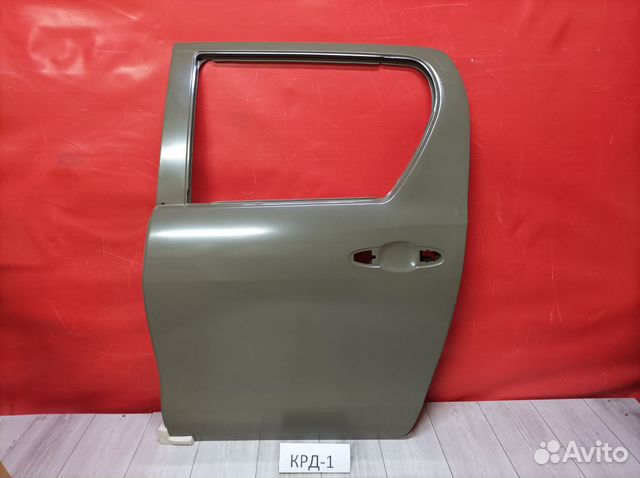 Дверь задняя левая Toyota Hilux 8 2015
