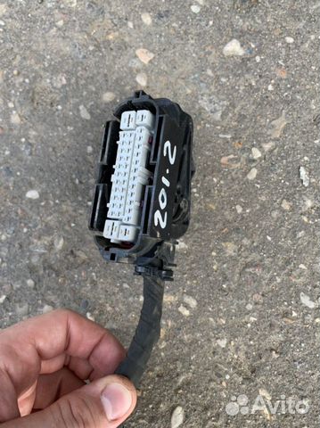 Фишка разъем провод на блок ABS Solaris 2 Rio 4 FB