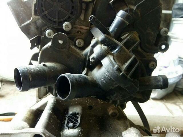 Помпа с термостатом Volkswagen Golf 7 cxsa 2014