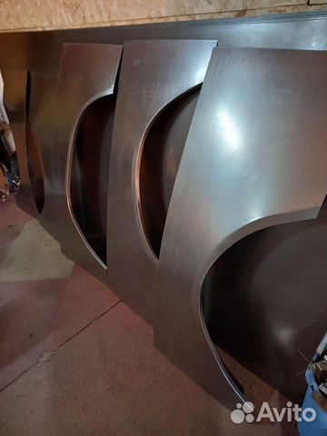 Крыло заднее