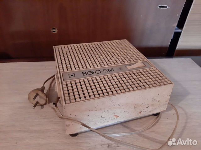 Стабилизатор напряжения 220 V