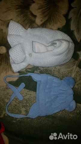 2 шапочки на осень и холодное лето.светлая новая