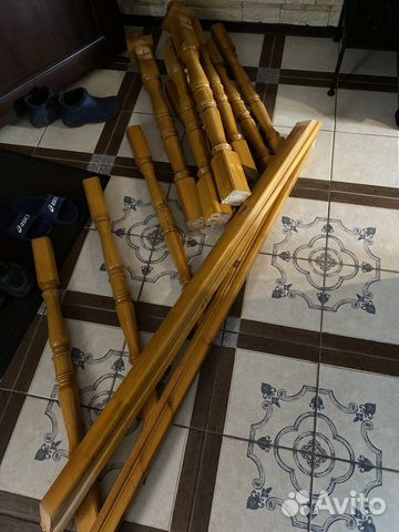 Перила для лестниц деревянные